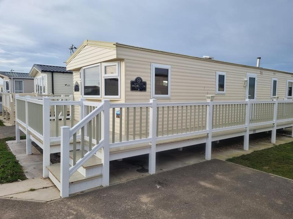 8 Berth Caravan Pg30 Чапел-Сент-Леонардс Екстер'єр фото